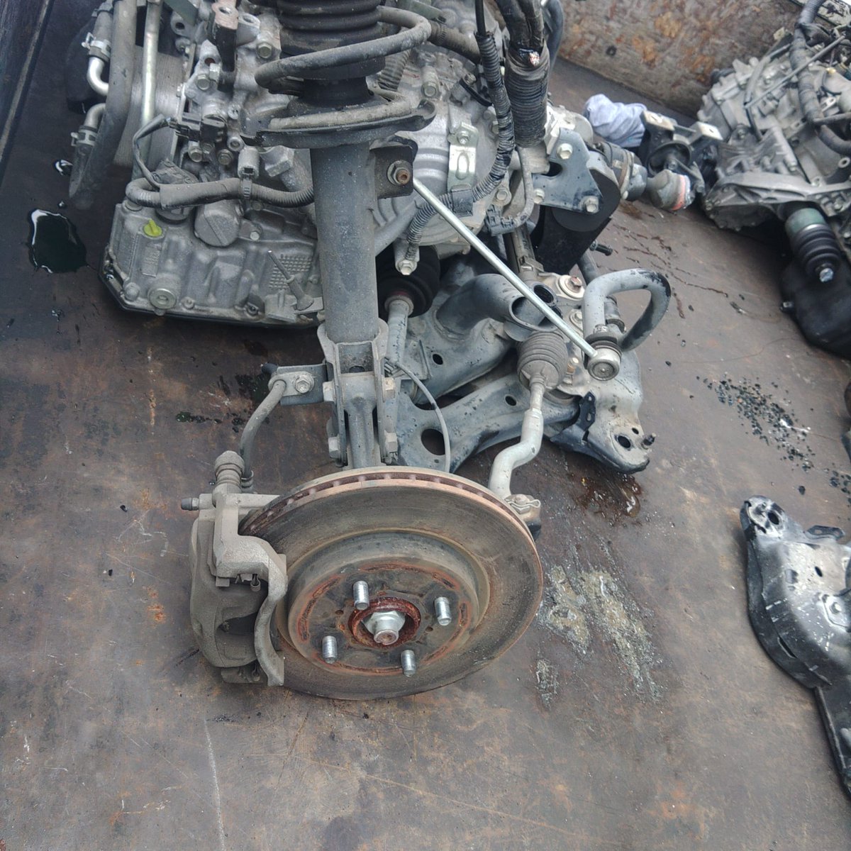 UPCltdJapan's tweet photo. Suzuki Swift engine K12B 4WD for sale 70,000jpy#Japaneseusedcar #usedcarparts #export #toyota #nissan #suzuki #honda #JDM engines parts export service https://t.co/jrhqWmAAZa