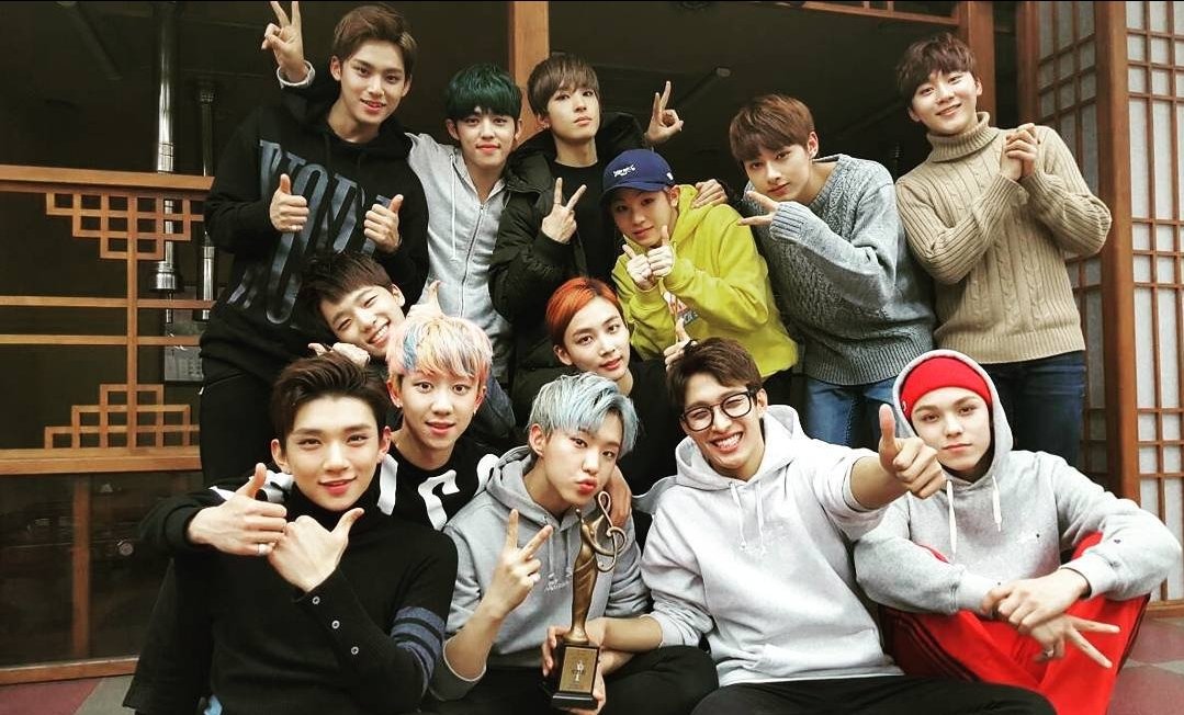 LeeJilover's tweet photo. #MAMAVOTE #seventeen
누구보다 열심히 달려온걸 아니까 https://t.co/NWFbcNbL2h