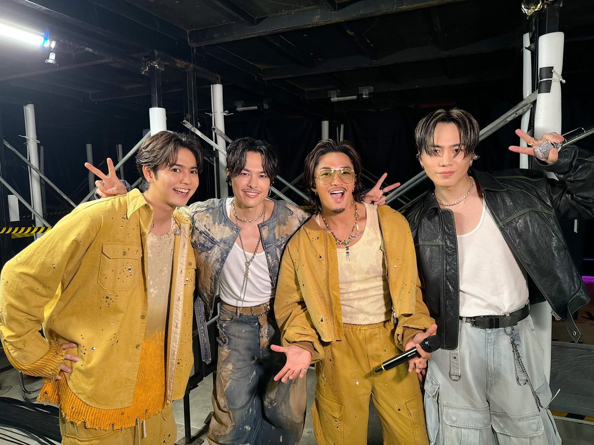 my_dl48's tweet photo. エモすぎたEXPO。
二代目復活もサポメンのエバグリも
best  friends girlもラブドリも
全部泣けた😭
私の大好きなLDH って感じだった😍 https://t.co/9hD1YGisJP