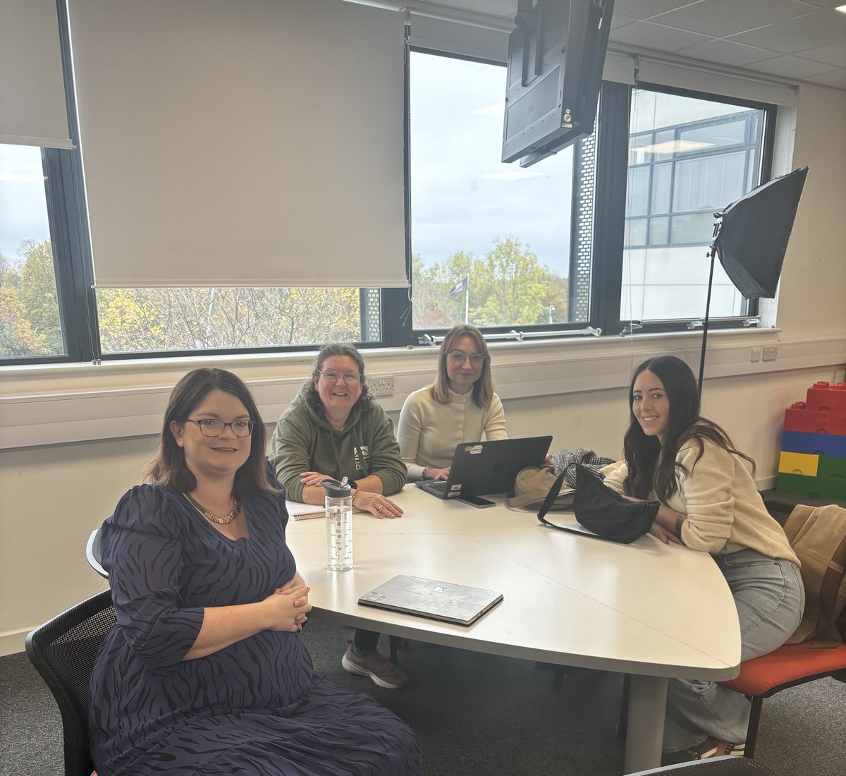 UoD_PGTA's tweet photo. Day 2 of working with @GoldboxL to produce an advert for our postgraduate Teacher Apprenticeship! #exciting! #earnasyoulearn #teacherapprenticeship @DerbyUni https://t.co/3tVE59jkIH