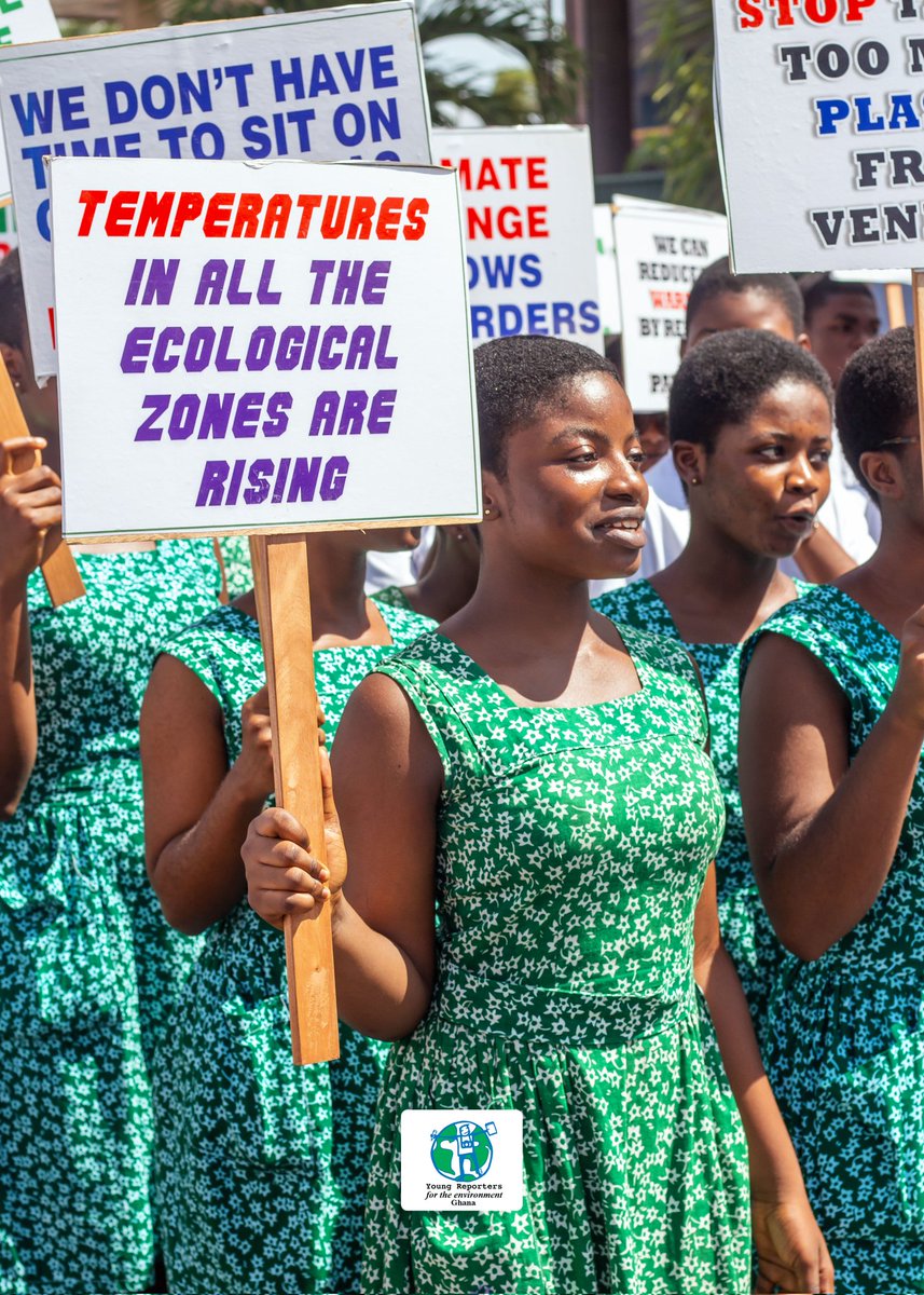 maama_nii's tweet photo. 2024 Climate Change and Green Economy Week Street Procession from Circle to EPA
▪︎Climate change is real and affect everyone 
▪︎ #ClimateActionNow 
▪︎ #RepealLI2462 
▪︎ #useyourvoice 
📸 credit: @YREGhana https://t.co/f2wuuAFbdw