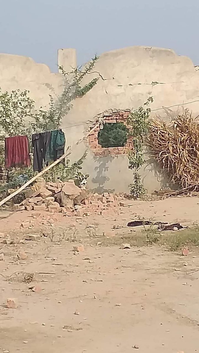 Pashteenjana's tweet photo. اخ وطنه بکاخیل وژغورې🙏
ده بکاخيل ده پاره ټول اولس په  ميډيا اواز ويچت کړي
 هلته کي عوام ډير سخت په تکليف دي سيګنل او نيټ نيشته دي هلته کي 
بکاخېل 💔😭 
#savebakakhel https://t.co/tmOAxThxmo
