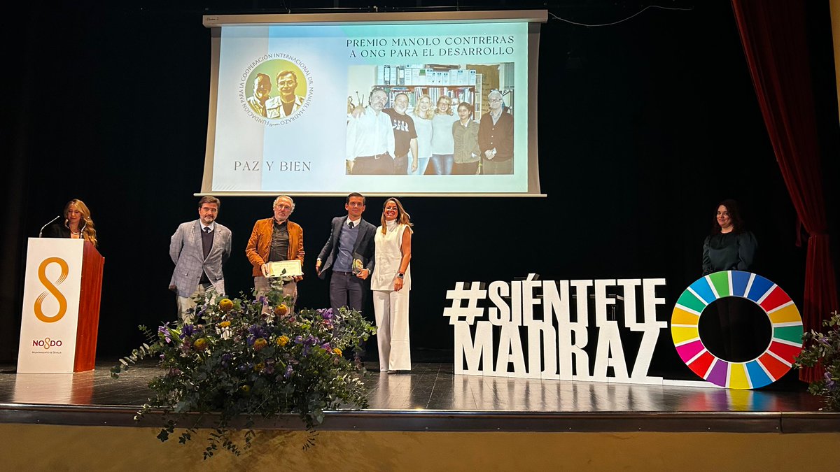 Enhorabuena a todos los galardonados en la primera edición de los Premios de Cooperación Internacional Manolo Contreras, organizada por <a href="/fundaciondrmm/">Fundación Madrazo</a> con la colaboración del <a href="/Ayto_Sevilla/">Ayuntamiento de Sevilla</a>.
