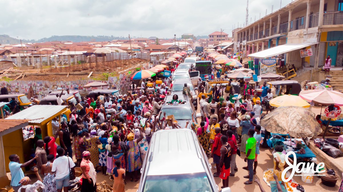 NJOAgyemang's tweet photo. My campaign passed through Agogo Market on Tuesday. I engaged with the market women who danced to our music and expressed their wish for a chat. 

I assured them of the NDC’s respect for women, its commitment to their welfare, especially in meeting the peculiar needs of women and children in many terms including economic and health needs, as well as issues that affect children. 

I explained the Women’s’ Development Bank and its benefits for women to them and urged them to vote massively for H. E. John Dramani Mahama and the NDC to bring the change we all desire in the lives of women.

#MahamaForPresident
#ChangeIsComing 
#VoteWiselyVoteJohnMahama