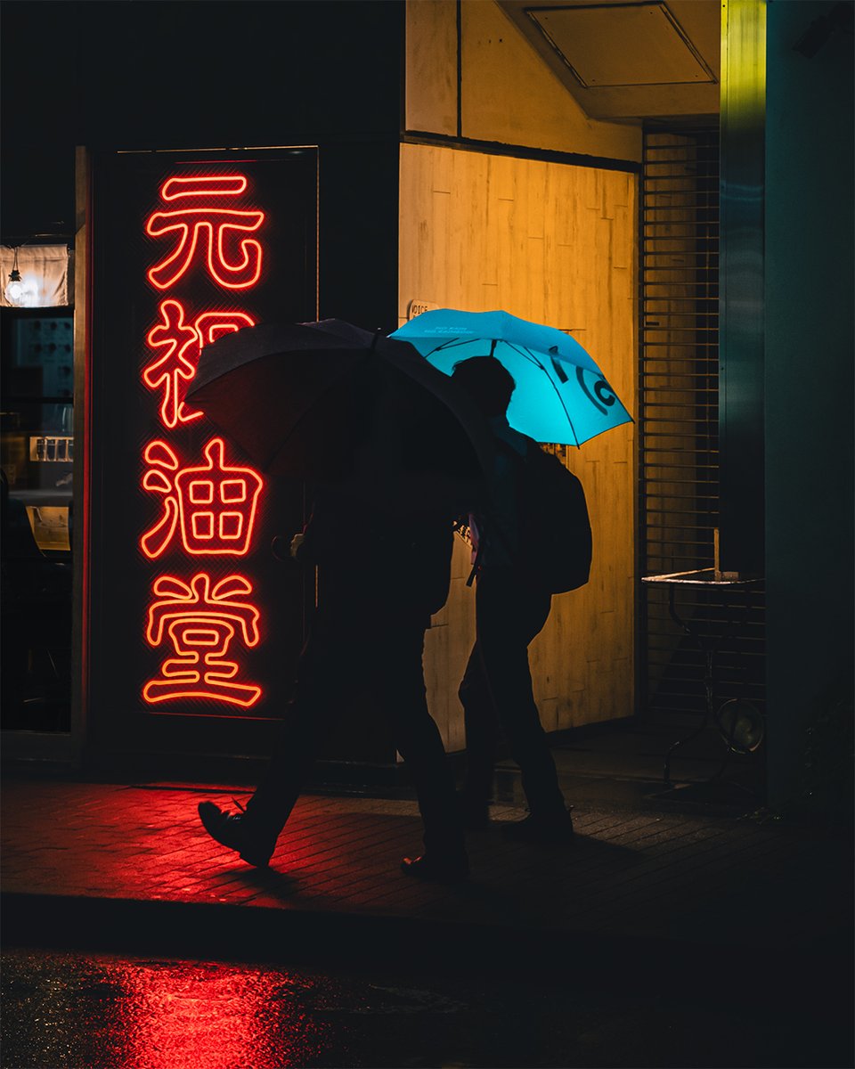 divine_graphy's tweet photo. 雨の夜のスナップ。よかったらインスタでいろいろアップしてるので見ていただけるとうれしいです。#streetsnap #streetphotographer #Streetclassics #photography #snapshot #urbanphotography #nikonphotography #fujifilm_xseries #東京カメラ部

https://t.co/lxCsl7IzfT https://t.co/Wi2a76PoWJ