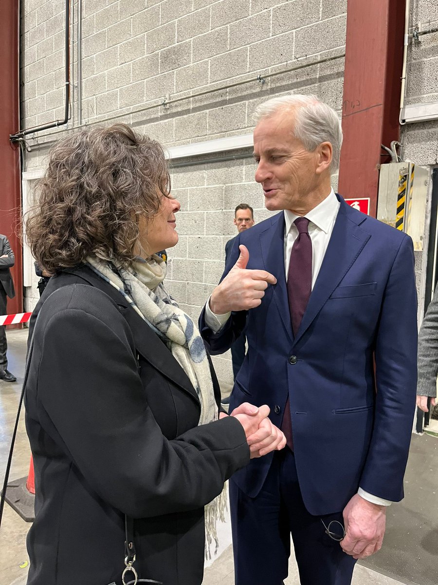 Ambassador <a href="/frobine/">Florence Robine</a> takes part today in the inauguration of Hydrovolt’s🔋 new battery recycling plant in the presence of Prime Minister <a href="/jonasgahrstore/">Jonas Gahr Støre</a> in Fredrikstad!

A new step towards European strategic autonomy 🇪🇺🇫🇷🇳🇴

#Energy #EuropeanAutonomy