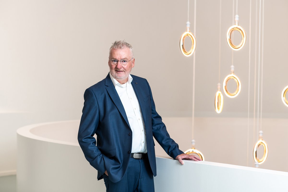 In de Bommelerwaardgids van deze week stelt onze nieuwe wethouder Wilco de Graaff zich voor. “Ik kijk ernaar uit om samen met u te werken aan een sterke en toekomstbestendige gemeente.” Verder lezen? 👉 obi41.nl/yc8575py