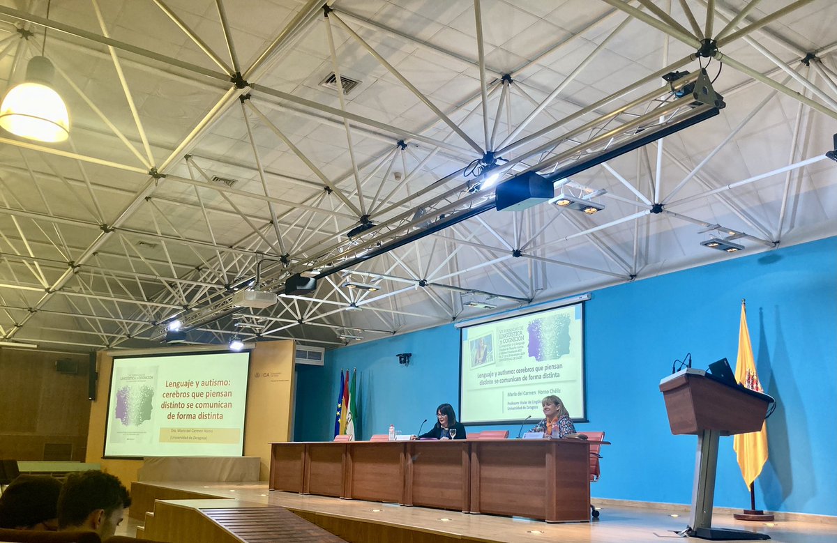 Escuchando a la maravillosa Mamen Horno, <a href="/m_horno/">Mamen Horno Chéliz</a>, en las Jornadas de Lingüística y Cognición que organizan os compañeros de <a href="/HUM218_UCA/">Estudios de Pragmalingüística</a>, en la <a href="/univcadiz/">Universidad de Cádiz</a>