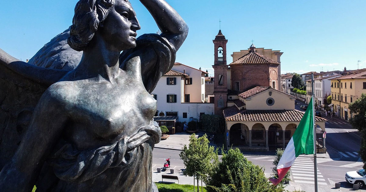 🇮🇹 Giorno dell’Unità Nazionale e Giornata delle Forze Armate, la cerimonia

Lunedì 4 novembre 2024, le celebrazioni cominceranno a partire dalle 10 con la santa messa, a cui seguirà la deposizione della corona d’alloro

👉 shorturl.at/Knk2O
