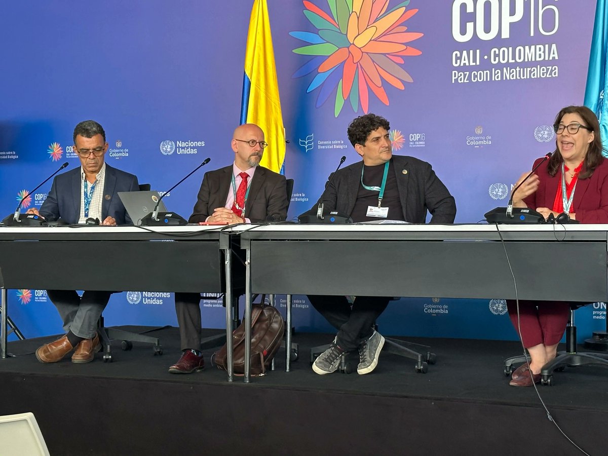 IPBES's tweet photo. IPBES &amp; @UNBiodiversity held a press briefing at the opening of the High-Level Segment of #COP16Colombia, highlighting interlinkages between biodiversity, food, water &amp; health as explored in the IPBES #NexusAssessment

https://t.co/sOhFBundvi

@dobura @PamMcElwee @maurocolagreco https://t.co/1nEiaXXkzS