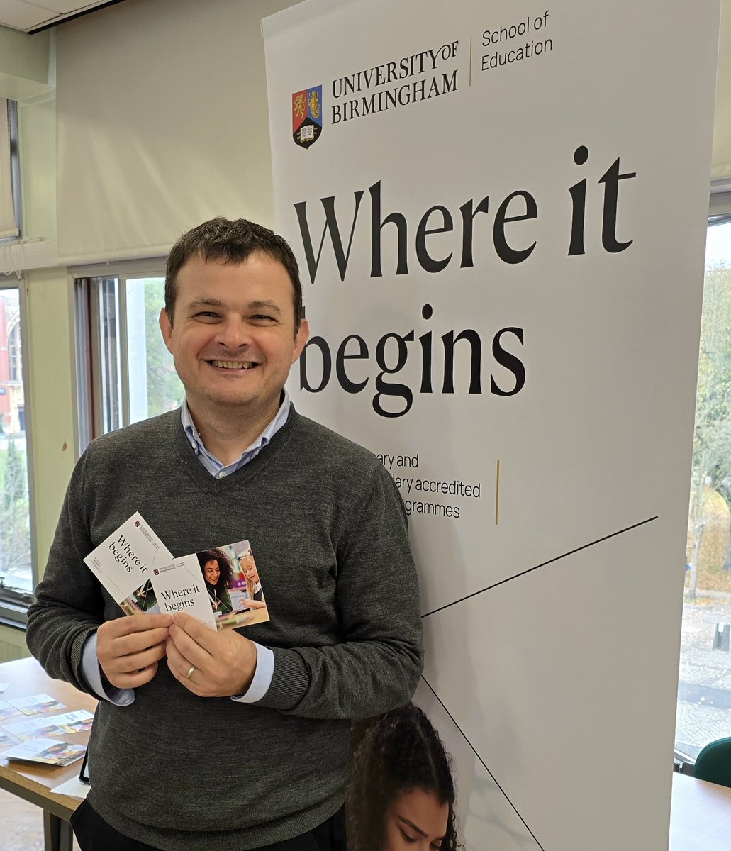 Interested in a career as a secondary #physics teacher? Come along to the University of Birmingham Physics/Maths careers fair today (30th Oct) on the Physics Bridge 11am - 3pm! <a href="/UoBTeach/">UoBTeach</a> <a href="/eps_unibham/">College of Engineering & Physical Sciences</a> #iteachphysics