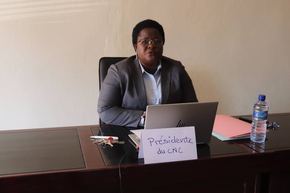 CNC_BURUNDI's tweet photo. Le Conseil National de la Communication se réunit en Assemblée pleniere ordinaire sous la Présidence de @esperancenday. L'analyse et l'adoption du code de conduite en période électorale fait partie de l'ordre du jour de la session. https://t.co/OZRhWKBZoE