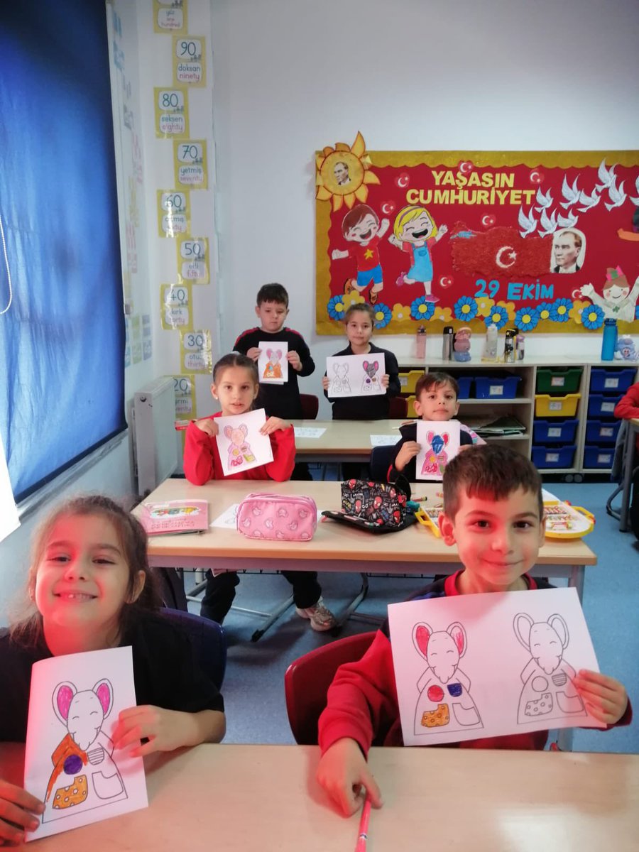 KesanBahcesehrK's tweet photo. Bu hafta 1. Sınıflarımızla KAREM rehberlik dersimizde "Hepimiz farklı ve özeliz" temamızı işledik. Bu temada öğrencilerimize;
📌Hem kendi farklılıklarını hem de başkalarının farklılıklarını kabul etme ve saygı gösterme becesini kazandırmaya çalıştık.. https://t.co/HNHHGZERiP