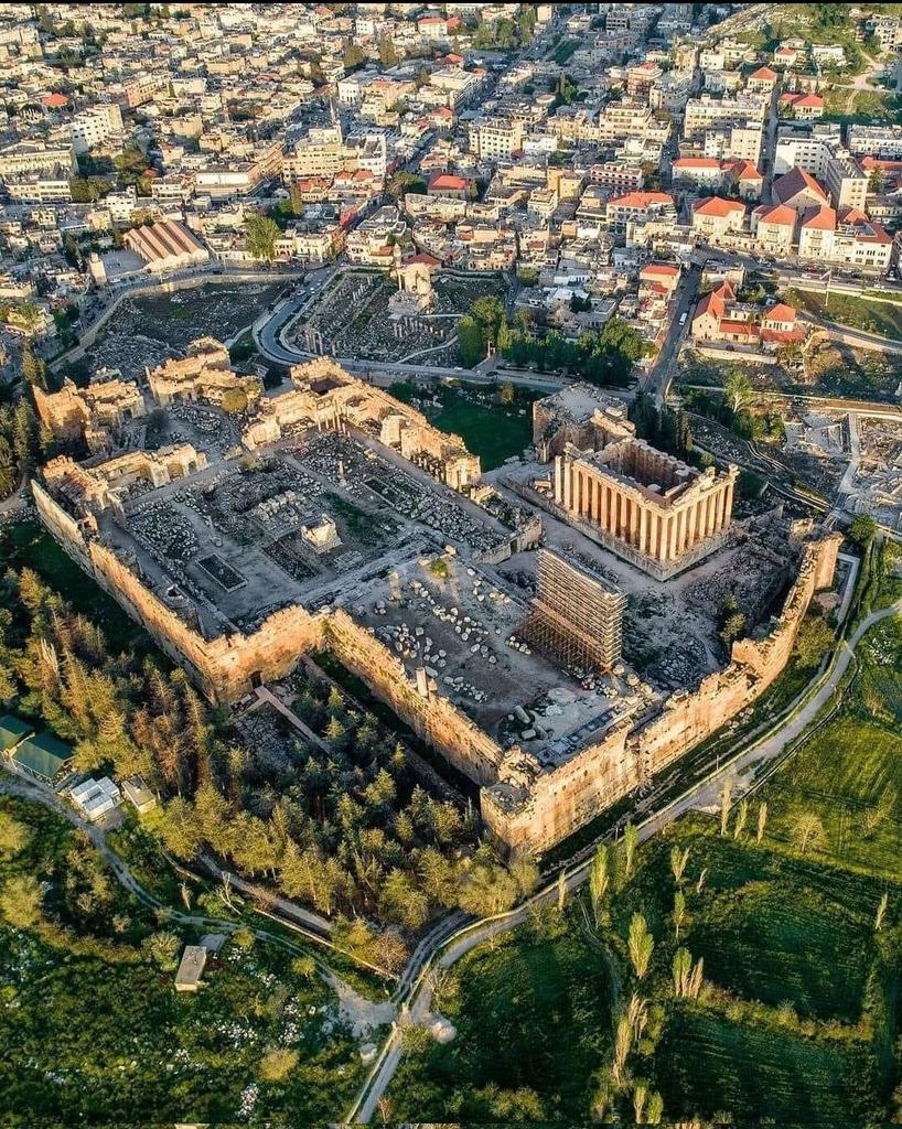 LevantScientist's tweet photo. Baalbeck my home town 10000 Years old city, may God protect you from the criminal scoundrels and Genociders, the descendants of the Haganah. IOF Orders the residents of Baalbeck to evacuate. https://t.co/5EQVYjhX4L