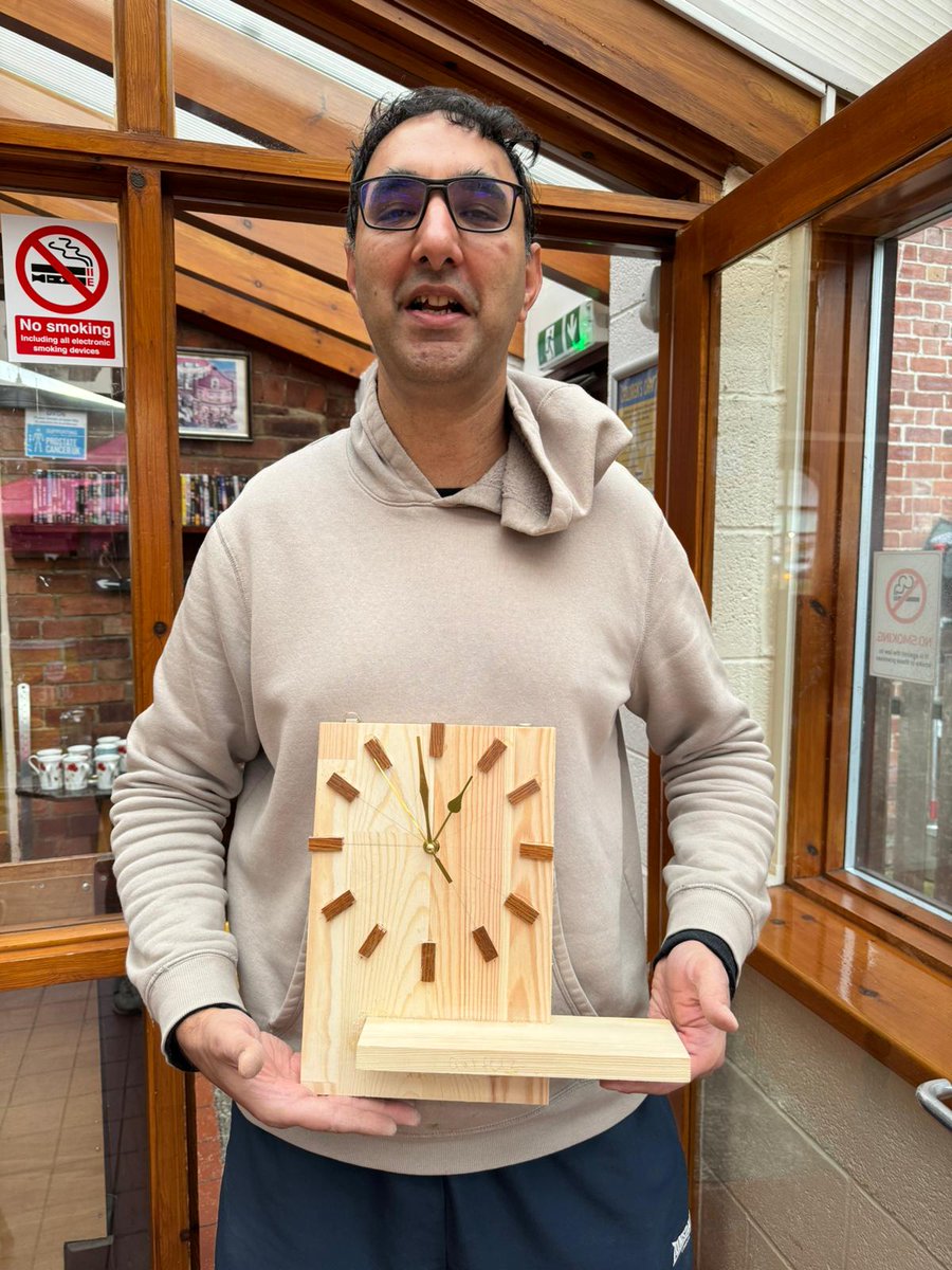 Kaleido Arts for Wellbeing CIC (@kaleido_arts) on Twitter photo Making beautiful clocks at our Woodwork for Wellbeing programme! Currently held <a href="/GardenersRest_/">TheGardenersRest</a> #Sheffield Making beautiful clocks at our Woodwork for Wellbeing programme! Currently held <a href="/GardenersRest_/">TheGardenersRest</a> #Sheffield