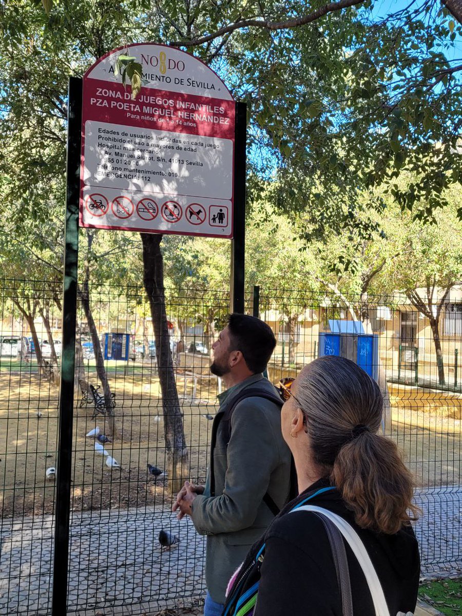 📍 Hemos visitado el Parque Estoril para conocer de primera mano las peticiones y necesidades de sus vecinos y vecinas. Seguimos trabajando junto a ellos para mejorar los espacios públicos de #Sevilla y garantizar entornos dignos y cuidados en todos los barrios. 🌳✊
