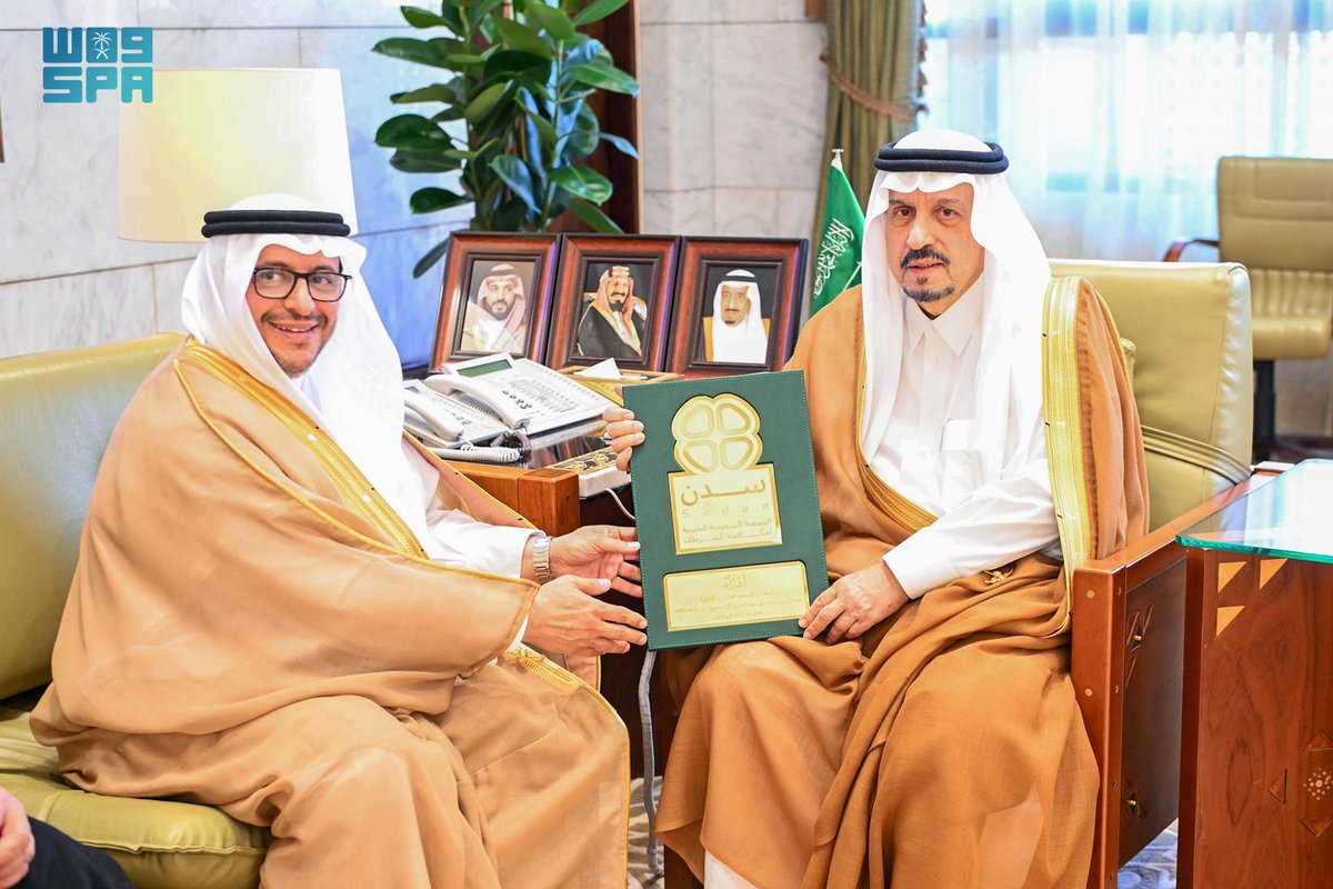 SPAregions's tweet photo. أمير منطقة الرياض يدشّن الهوية الجديدة لجمعية مكافحة السرطان "سدن".
https://t.co/WaryQARtAP
#واس_عام https://t.co/hV6kuwomnK