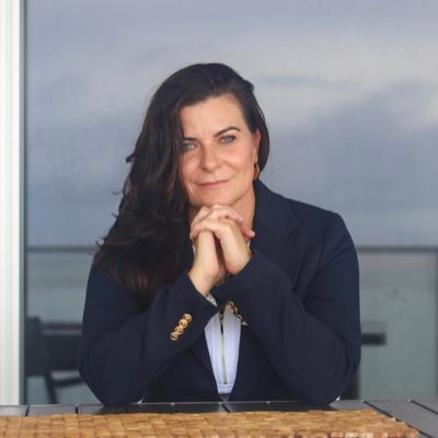 SpoMedSb's tweet photo. Calling all early career female researchers attending the #gest25! Join us for a relaxed coffee break, where you can connect with fellow researchers, share experiences, and build your network ☕️
Join @ShonaHalson @sportaerztin @Brina1812 and @DionneNoordhof https://t.co/R1NTXEBl0u