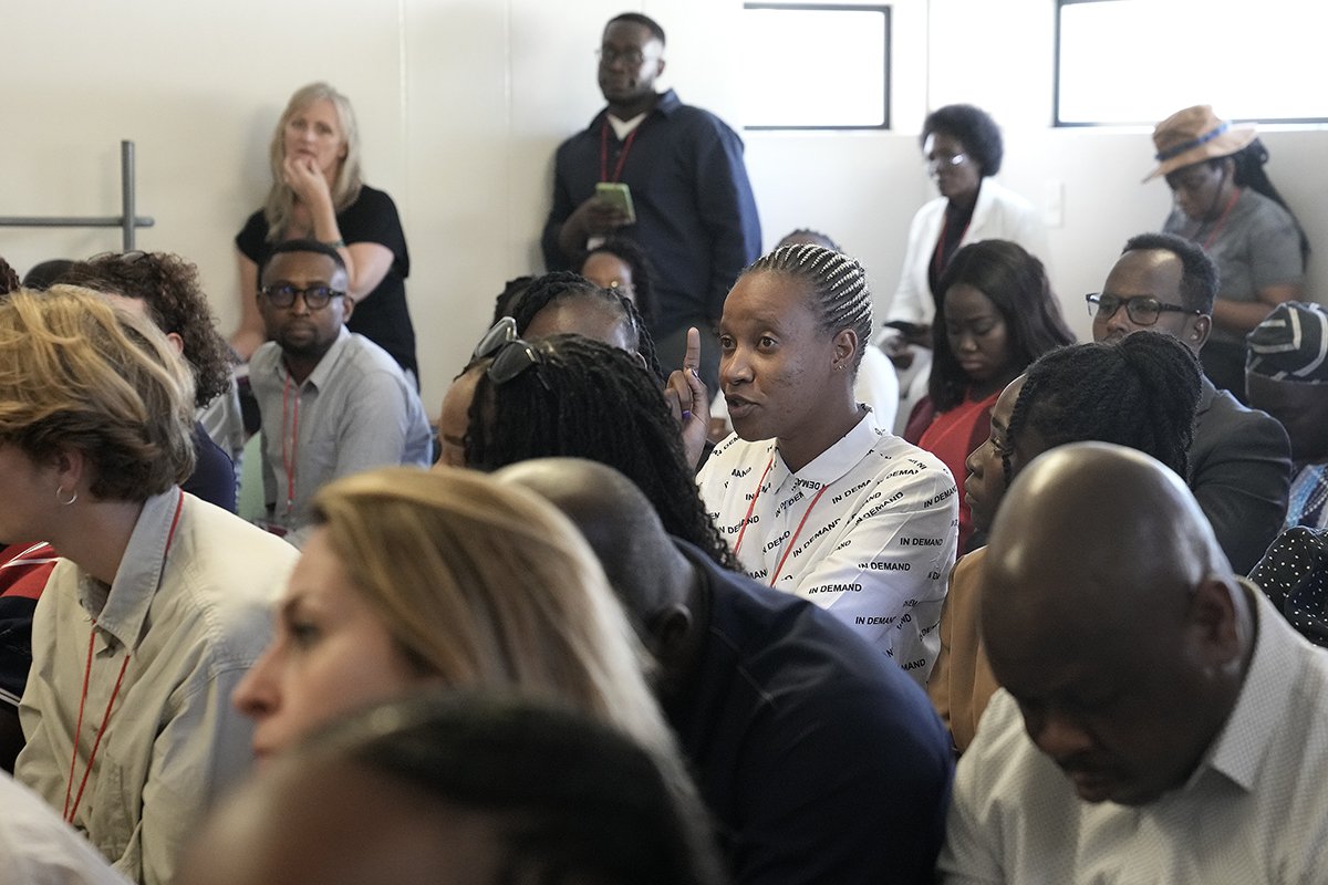 the_ccij's tweet photo. Join us at @AIJC_Conference for CCIJ’s insightful panels.

 Let’s connect, learn, and grow the future of investigative journalism together!

 #CCIJ #InvestigativeJournalism  #AIJC24 https://t.co/XcQCcrljSL