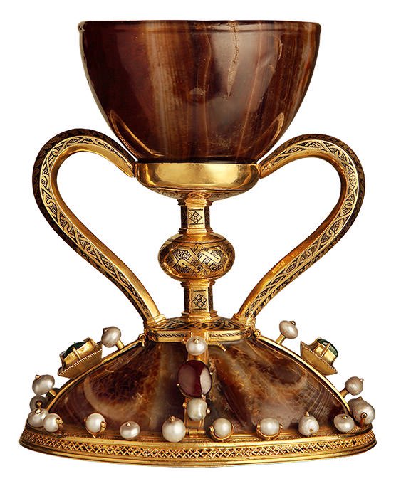 Elevamos nuestras oraciones por todos los afectados como consecuencia de la DANA en Valencia, custodia del Santo Cáliz.

Rogamos al Señor que aparezcan los desaparecidos, que sanen los heridos y que acoja en la gloria de la resurrección a los fallecidos.