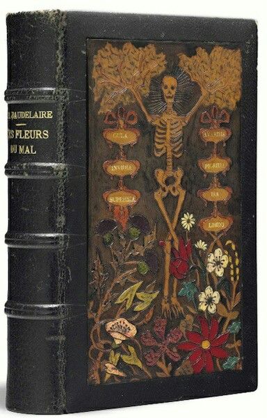 CuriosMuseum's tweet photo. VAMPIRE POETRY: 'Les Metamorphosis du Vampire' is one of 6 banned poems from Baudelaire's Les Fleurs Du Mal (1857). The ban was not lifted in France until 1949.

via @drsamgeorge1 https://t.co/9nJdJ7sDH2