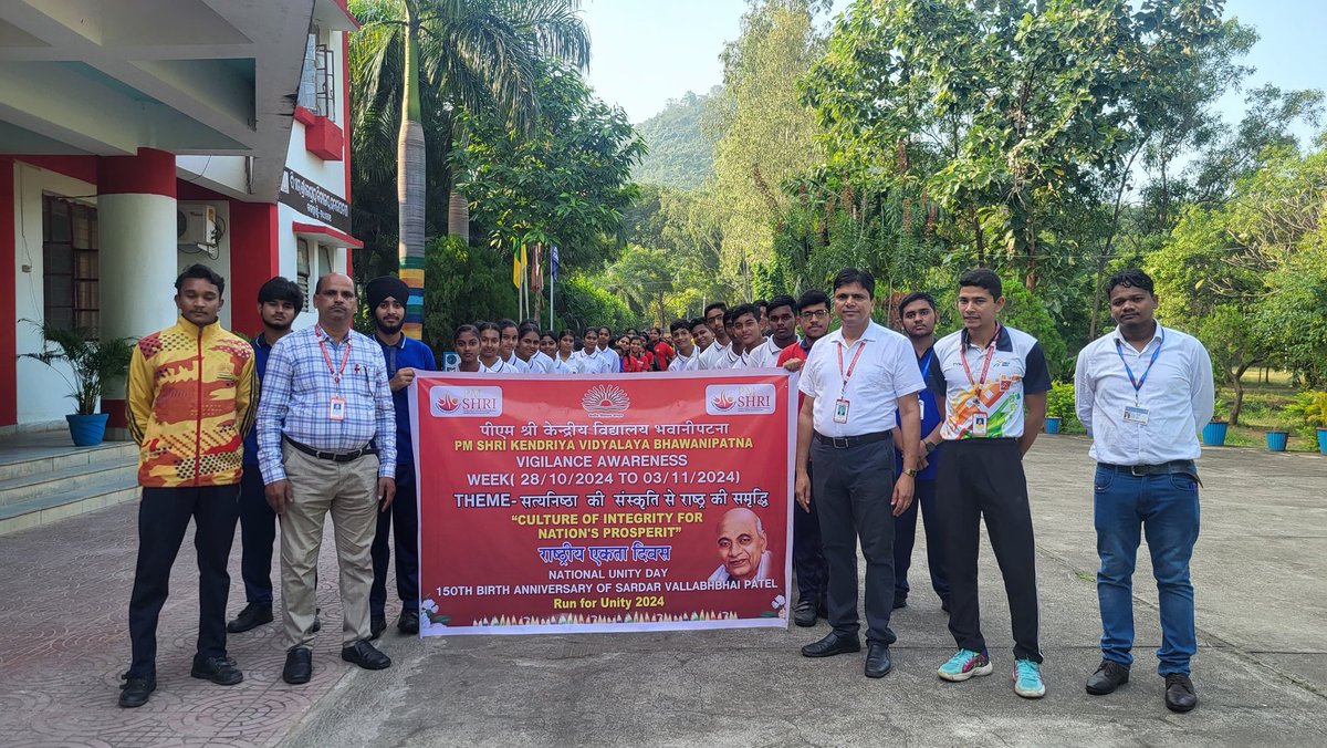 KVBHAWANIPATNA's tweet image. "National Unity Day" 2024 
The "Run for Unity" marathon is held at PM SHRI KV Bhawanipatna to celebrate the birth anniversary of Sardar Vallabhbhai Patel and to commemorate his legacy. 
@EduMinOfIndia
@KVS_HQ @BbsrRo
#UnityRun #SardarVallabhbhaiPatel #KVS