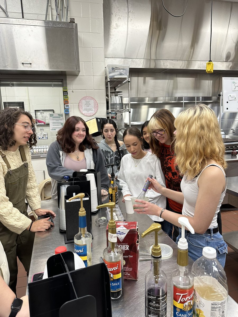 apexculinary's tweet photo. I love watching my level four students teach my level two students how to make espresso and tea based drinks ๐ญ๐โ๏ธ They are AMAZING! ๐คฉ #welloiledmachine #happyteacherheart #realworldapplication https://t.co/XaTDLpf9dW