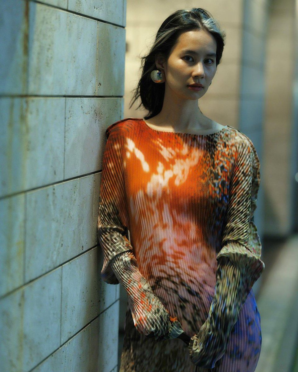 スナップ】 名前: 森真依 ワンピース: Julia Heuer バッグ: Alexander