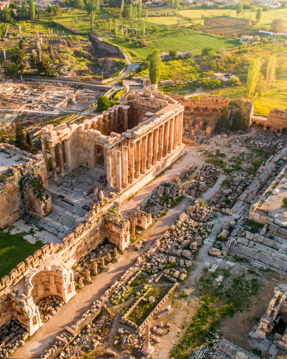 rami_rizk's tweet photo. #Baalbeck is under heavy BOMBING and mass EVACUATION! The City of the Sun, with 2,000-year-old Roman ruins and a #UNESCO-protected heritage, now faces serious danger.
Protect Baalbeck, protect our heritage &amp; history!!!  #Lebanon https://t.co/qSovtmoiwa