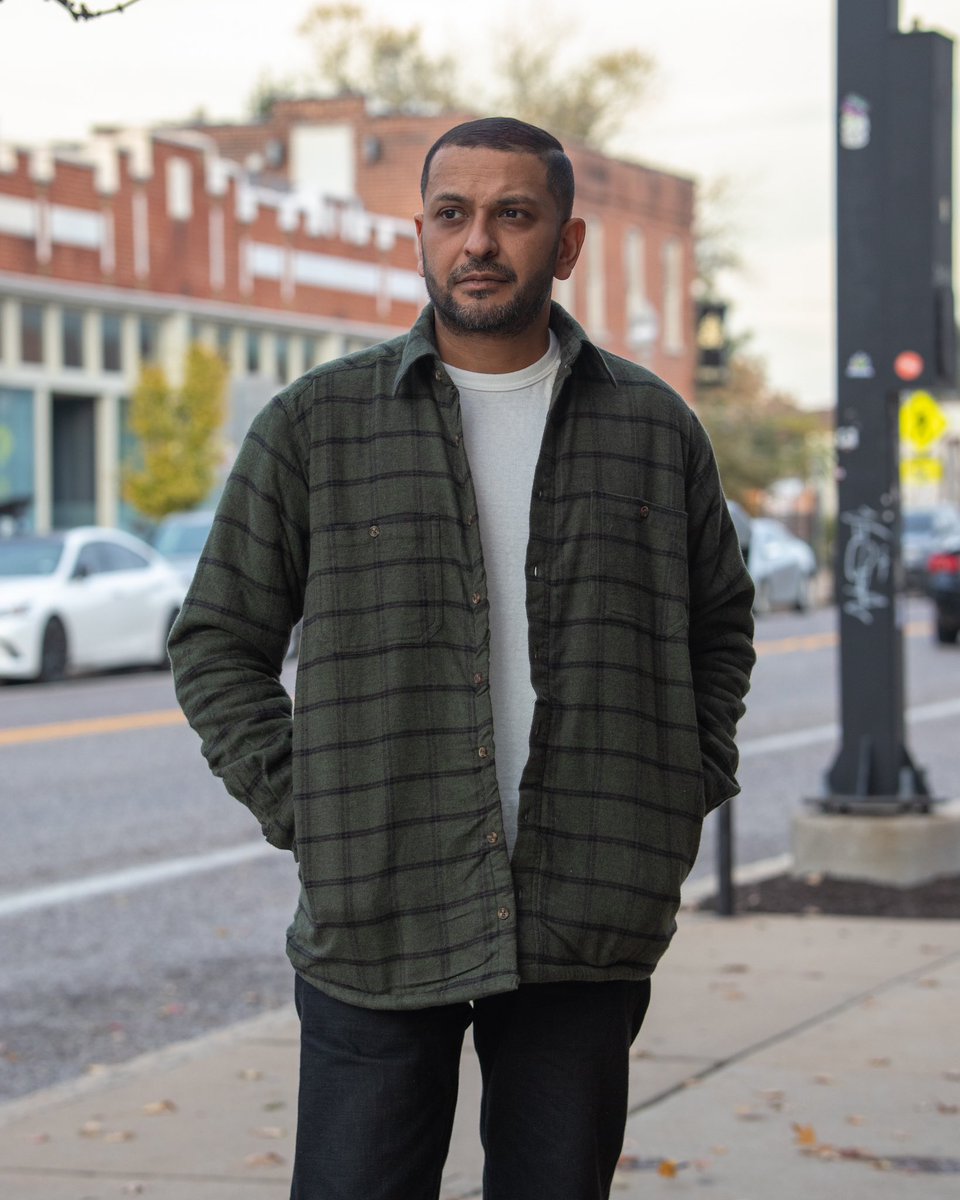 csoutpoststl's tweet image. The fleece-lined flannel shirt by Lee Valley Ireland will become your favorite layer of the season. Available in-store and online with free 🇺🇸 shipping. #crimsonserpentsoutpost #flannelshirt #flannelseason #fallstyle #cozyclothes #mensfashion #stlboutique #shopstl #shopsmall