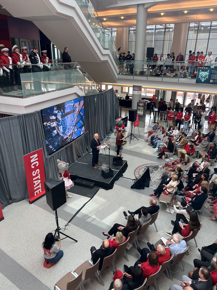 NCState's tweet photo. "I’ve come to understand that NC State University is a dream we all share.
It’s the idea that all of us are made stronger when we work together.
It’s the belief that anything worth doing takes a Wolfpack." —Chancellor Woodson
#StateOfNCState https://t.co/WSm2PDmdTt