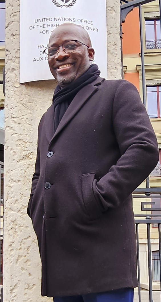 enquetemedia's tweet photo. #Exclusif / @blegoudecharles, figure politique ivoirienne, a été reçu [30/10/24] par Mathias Banke au siège du Haut-Commissariat des Nations Unies pour les droits de l’homme, au palais Wilson, à Genève, en Suisse...
https://t.co/Q8JpQETpoy
📷 @enquetemedia https://t.co/yiNwRFoAYD
