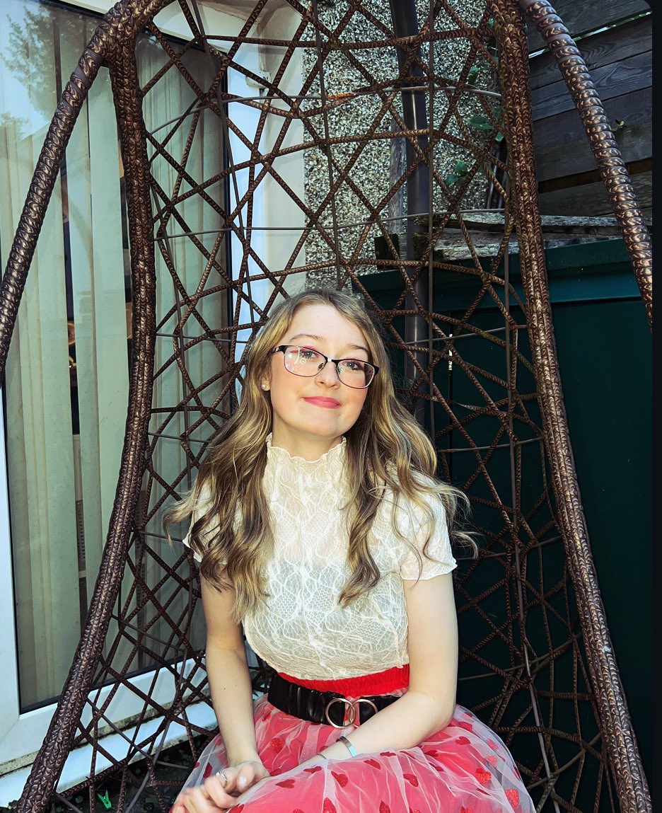 BryonySierMusic's tweet photo. Ready for the gig tonight @themooncardiff on at 6.15! 🎶🎶
.
.
#musician #musiciansofinstagram #musicgram #fyp #musicianslife #musiciansdaily #countrypop #artist #femaleartist #musiclover #musiclife #musicianseekers #gig #livemusic #show https://t.co/bCUS85WDrf