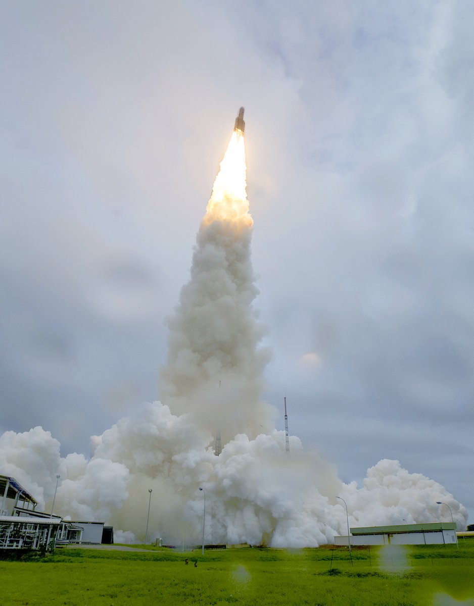 🚀 Shoot for the stars with EEC! 🌌 Join our stellar team where innovation knows no bounds. Explore exciting career opportunities and be part of a journey that reaches beyond limits. ✨ #NowHiring #CareerOpportunities hubs.ly/Q02W25vC0