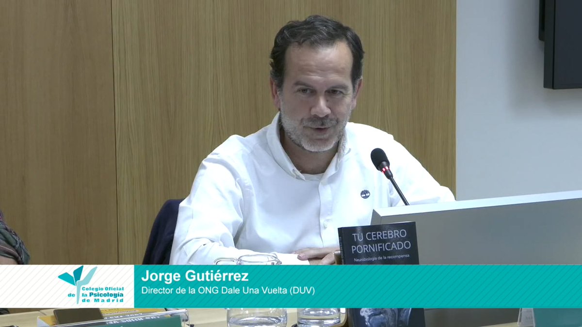 Colegio Oficial de la Psicología de Madrid (@copmadrid) on Twitter photo <a href="/JosLuis70921676/">José Luis García</a> .<a href="/jorgegu/">jorge gutiérrez 🦉</a>, Director de <a href="/dale_una_vuelta/">Dale Una Vuelta</a>, aborda aspectos del libro de Gary Wilson "Tu cerebro pornificado"
#HablemosDeSexualidad
EN DIRECTO🔴📡 youtube.com/watch?v=Jcr2WT… <a href="/JosLuis70921676/">José Luis García</a> .<a href="/jorgegu/">jorge gutiérrez 🦉</a>, Director de <a href="/dale_una_vuelta/">Dale Una Vuelta</a>, aborda aspectos del libro de Gary Wilson "Tu cerebro pornificado"
#HablemosDeSexualidad
EN DIRECTO🔴📡 youtube.com/watch?v=Jcr2WT…