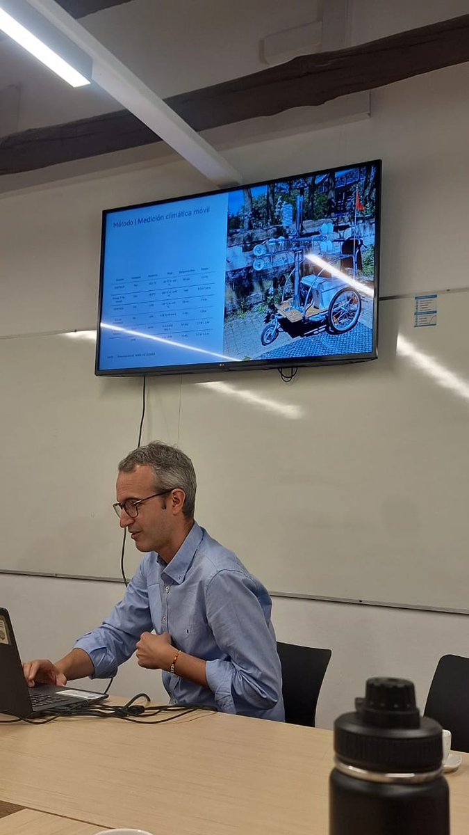 ocuc_cl's tweet image. En el seminario "Microclimas Urbanos y Confort. Estado del Arte y Métodos" Presentamos técnicas de análisis de imágenes satelitales que hemos estado usando en los salares.

@ARQ_UC
@FADEU_UC 
@Ieut
@Salares_lab