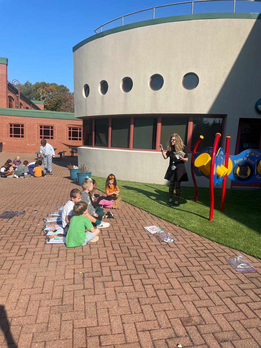 Washington Drive tweet media