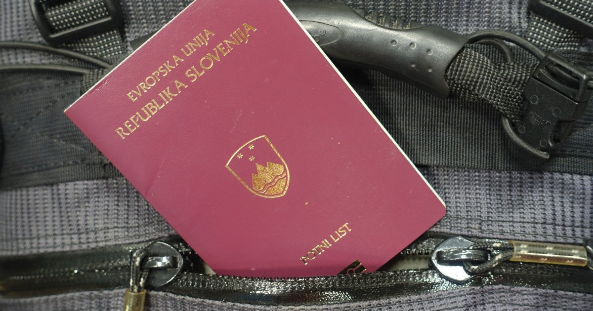 PYUnlocked's tweet photo. 🇸🇮 Slovenian passport holders face a unique challenge when applying abroad for Temporary Residency (TR) in Paraguay 🇵🇾.

Over the past 12 months, I’ve proudly assisted several clients from Slovenia in their TR applications here, achieving a 💯% success rate.

📄 Slovenian passports are distinct in that foreign domicile or Permanent Residency (PR) stamps are placed on page 3 (section 15, opposite the biographic information page) 📑 — information that migration officers cannot overlook. 👀

Most South American countries, including Paraguay, require applicants to provide legal background checks 📜 from countries where they’ve “resided” over the past 3 years (e.g., Paraguay, Argentina) or 5 years (e.g., Brazil) 🌎.

While certain exceptions or conditions may apply (as is typical in any migration framework) 📝, attempting to avoid declaring prior residencies to bypass obtaining additional legal background checks is risky. ⚠️

📌 If your prior PR status is stamped on page 3 of your passport, it’s wise to be prepared with all necessary documentation before applying. Seeking proper guidance is key 🔑!