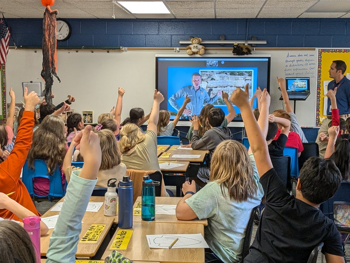 Robin Czarniowski tweet media