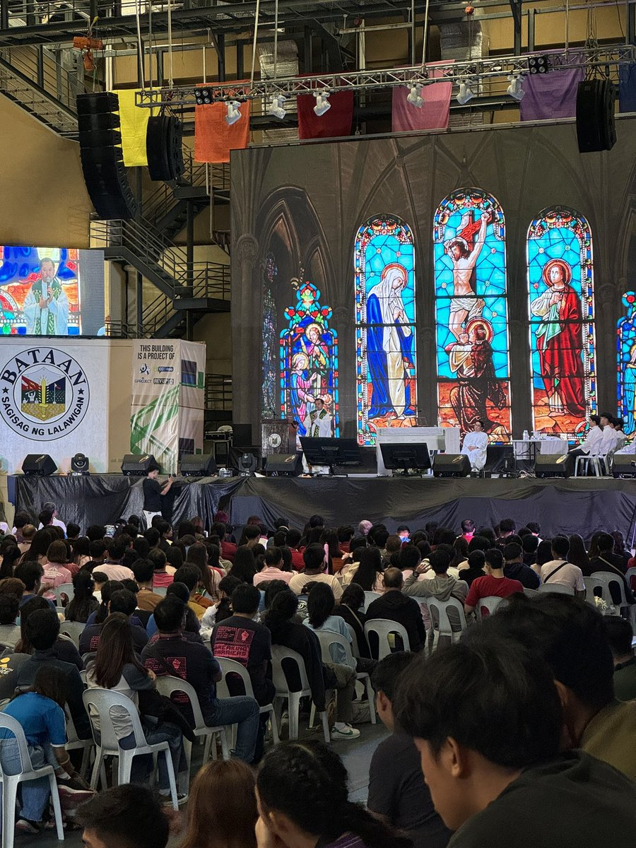 wittycarly's tweet photo. Ang taong marunong makinig ay ang taong marunong mag mahal 🙏  

#NWCLCON #RYC #CFC #YFC https://t.co/tI0nLAPwzo