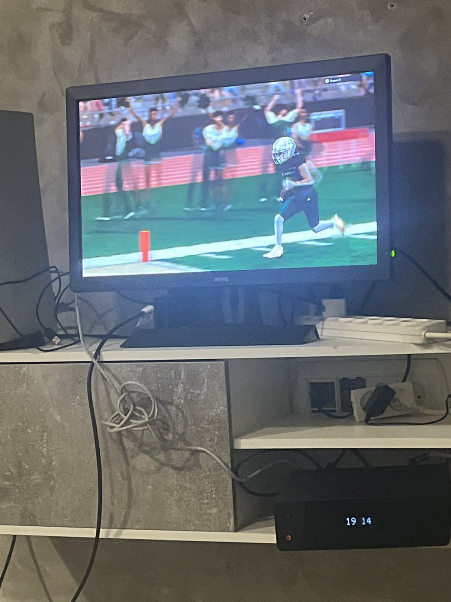 Finished sac states 2nd season on a 3 game win streak. Progress > perfection