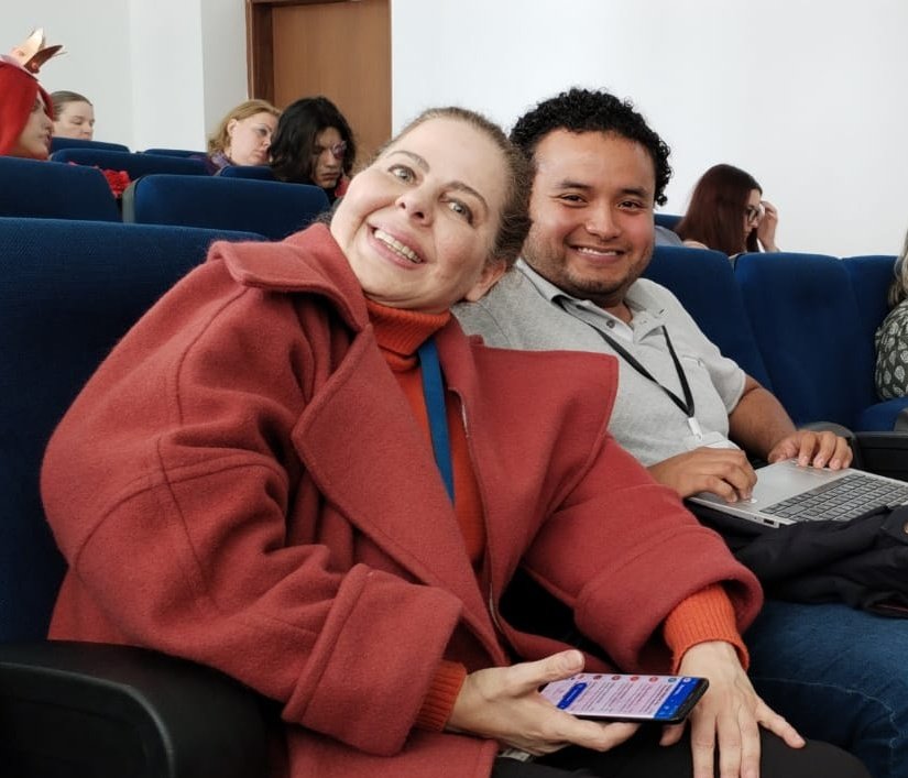 OdeComPUCE's tweet photo. #PanelAMI 👩💻 Indira Salazar, oficial de #AMI de la @UNESCOQuito nos muestra los problemas que inician con la pslabra, con los discursos de odio.
Síguenos 📽️ https://t.co/Q27PDZAJQi…
#globalMILweek #MILWeek #AMI https://t.co/mr97WqJAGr