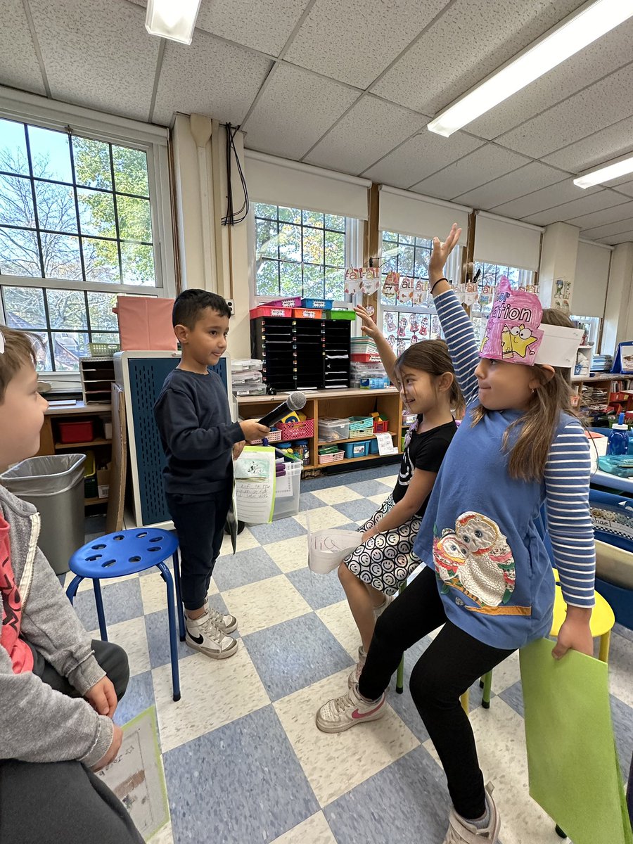East Williston World Languages and ENL (@ewlinguists) on Twitter photo They’re published! The fabulous first graders in Ms. Malatestinic and Ms. Gardets class were so proud to share their writing and learn more about their peers’ pieces at their writing celebration today! #ewlearns #ewlinguists <a href="/EastWillistonSD/">East Williston UFSD</a> <a href="/NorthSideEW/">North Side School</a> They’re published! The fabulous first graders in Ms. Malatestinic and Ms. Gardets class were so proud to share their writing and learn more about their peers’ pieces at their writing celebration today! #ewlearns #ewlinguists <a href="/EastWillistonSD/">East Williston UFSD</a> <a href="/NorthSideEW/">North Side School</a>
