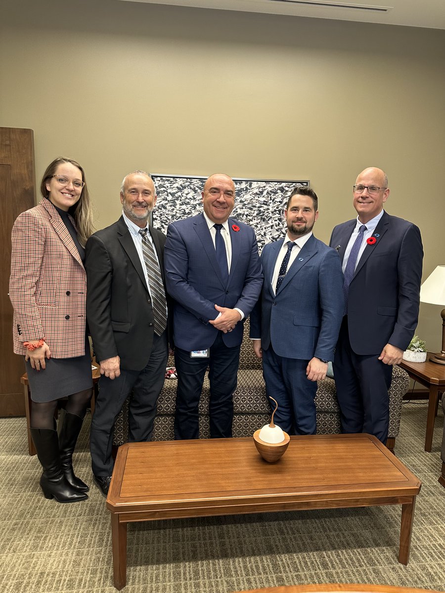 CanadianPorkCouncil tweet media