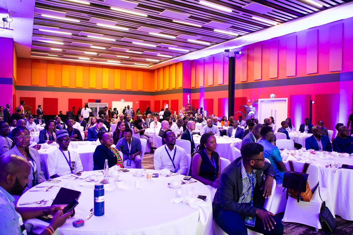 AfricaCDC's tweet photo. We’re at the #AfricaHTSummit2024 in #Kigali, championing the brilliant ideas of #YouthLeaders and #DigitalInnovators. At today’s Ministerial Breakfast session, @AfricaCDC, high-level officials, young leaders, and partners came together to foster collaborations in digital health.
🌍The outcome? Inspiring ideas and actionable solutions from youth leaders ready to elevate healthcare on the continent.
#AfricaPrepares #NewPublicHealthOrder  #AmplifyingYouthVoices