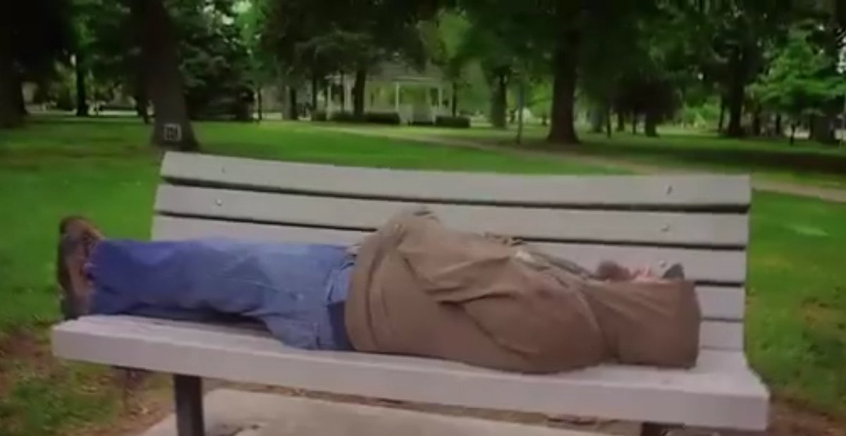 cutelilbearcub's tweet photo. @rooster_ohio Why is this dude about to get up from this park bench like the Undertaker? https://t.co/ceGUNnJU7F