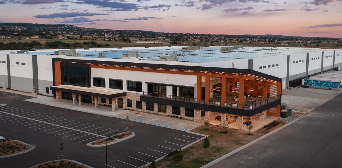 RTM_ENG's tweet photo. Our team has wrapped up a great project in Denver, CO! Together with @waremalcomb, RTM provided MEP/FP and refrigeration design for Eagle Rock Distributing Company’s brand-new facility.
#RTMengineering #MEPFPdesign #refrigeration #industrial #distribution https://t.co/05K1A2ZLNm