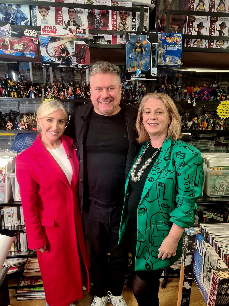 Tune into <a href="/BBCMorningLive/">BBC Morning Live</a> tomorrow to see me talking 90s Toys with the wonderful <a href="/justinejones1/">Justine Jones</a> 

#vintagetoys #collectablesexpert #1990s #collecting