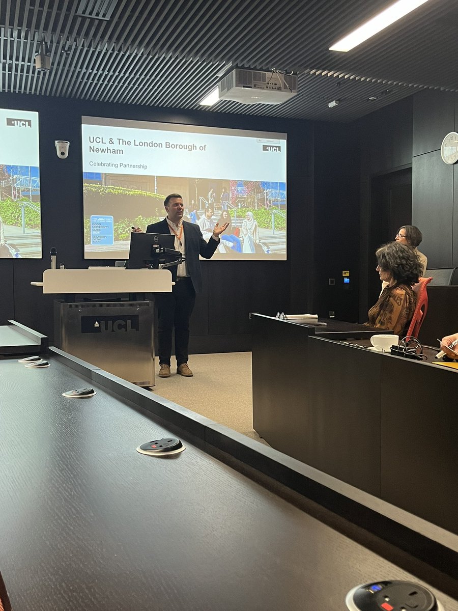 Amy Lightstone tweet media