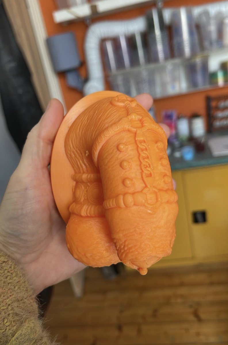 Glimpse at what I’m currently working on: Tentickle’s first packer ‘Xerxes’. 
All being well, this will be released as part of Tentickle’s 4th anniversary (4 years!?!!) in December.
It’s heavy on texture, as some of this will be lost during the finishing process.
Any thoughts?